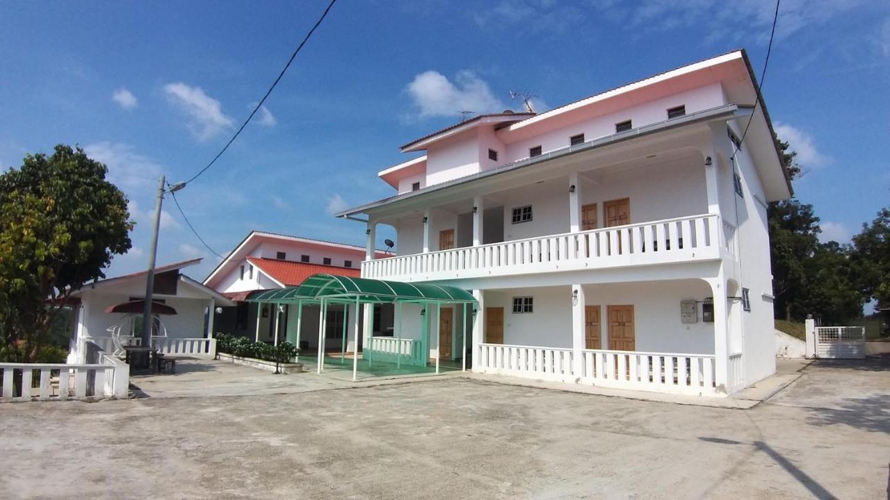 Seri Dusun Sepang Homestay & Event Space Buitenkant foto