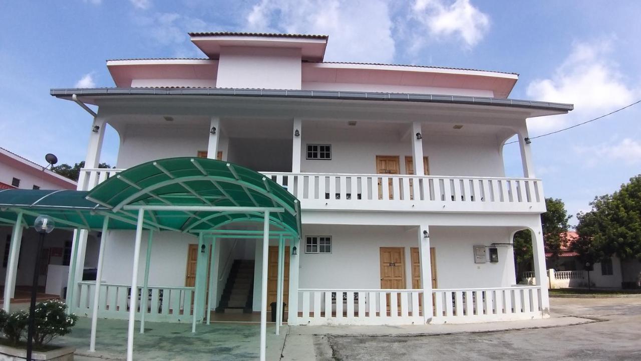 Seri Dusun Sepang Homestay & Event Space Buitenkant foto