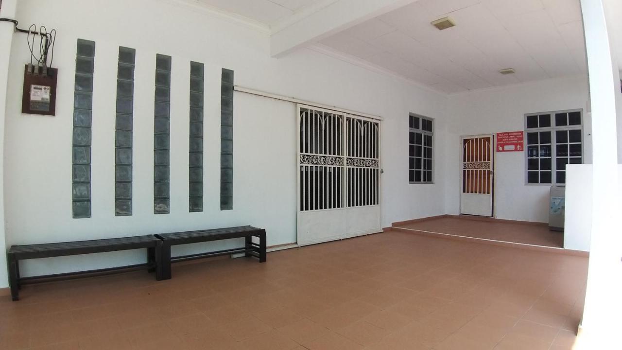 Seri Dusun Sepang Homestay & Event Space Buitenkant foto