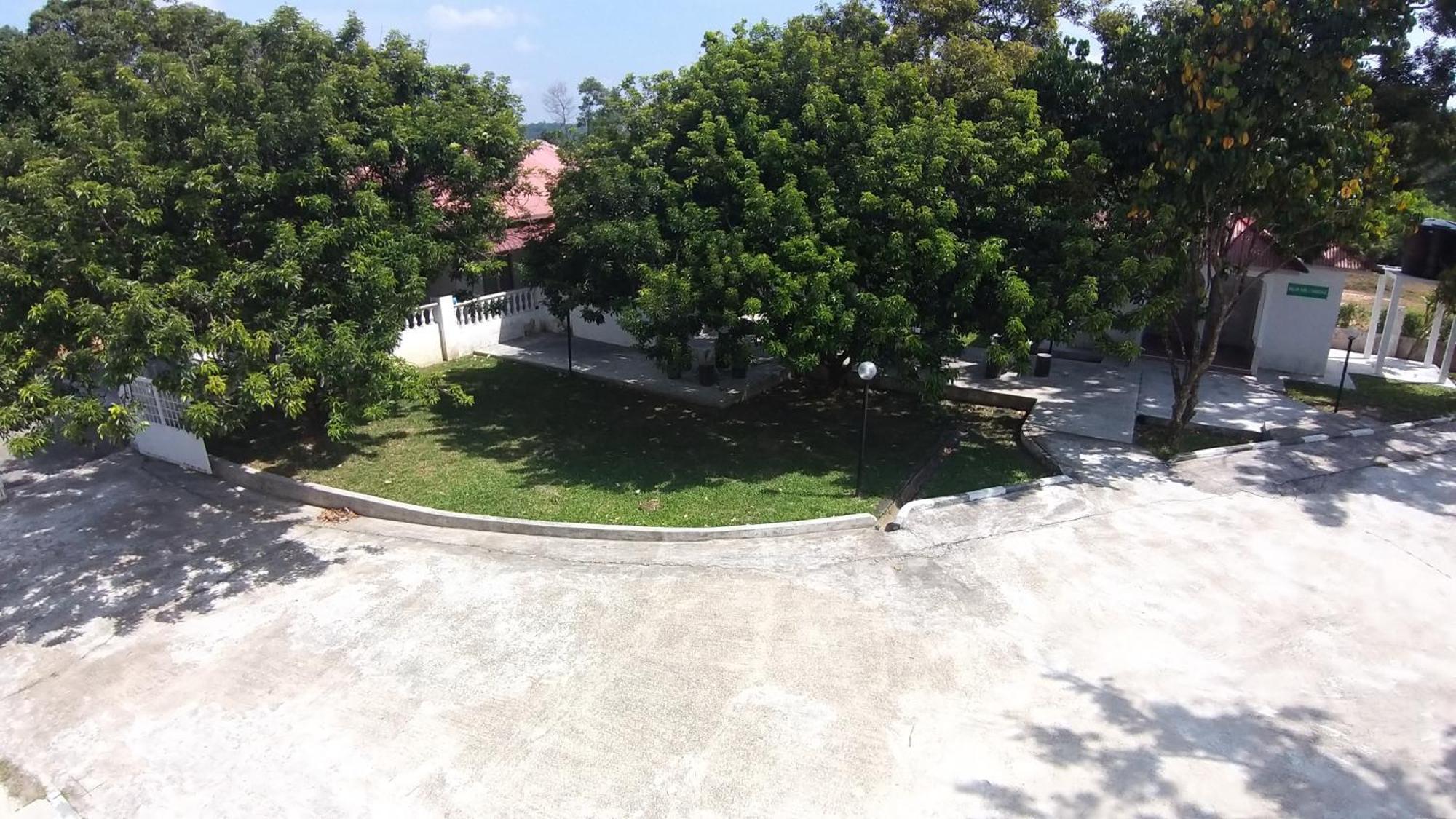 Seri Dusun Sepang Homestay & Event Space Buitenkant foto